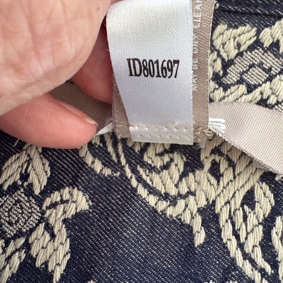 Chico’s Jacquard Paisley Marcissa Denim Jacket SZ L Smart Casual Career Stretch - Picture 8 of 15
